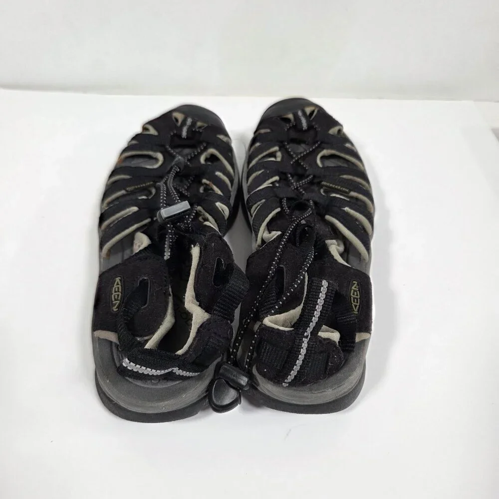 Keen kids outdoor